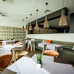 ホテル ホリデイ イン ビリニュス 4*