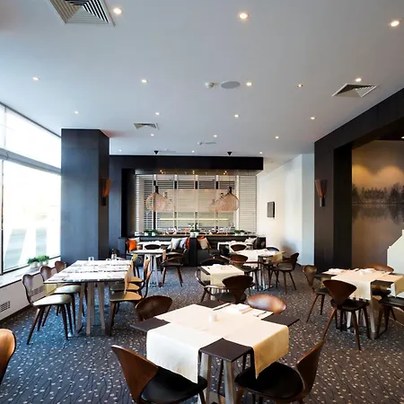 Center By Ihg Hotel
