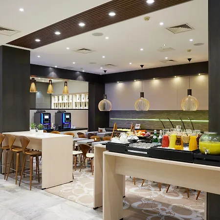 By Ihg Hotel VNO