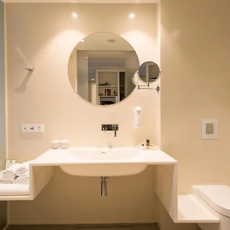 Center By Ihg