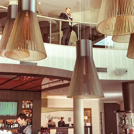 By Ihg VNO