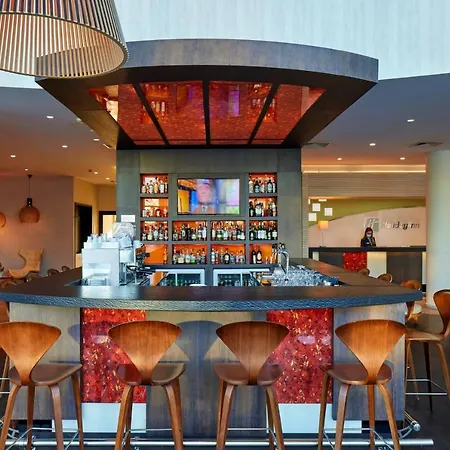 Center By Ihg Hotel 4*