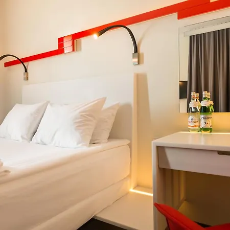 Center By Ihg Szálloda Vilnius