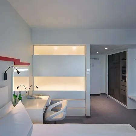 Center By Ihg