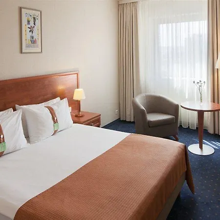 By Ihg VNO